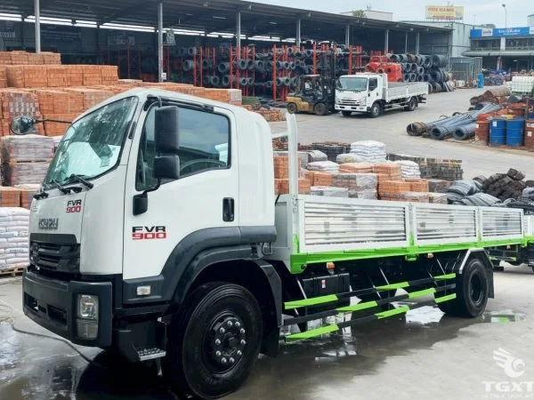 Xe tải Isuzu FVR 900 FVR34SE5 Thùng 8.2m | Isuzu Ninh Bình