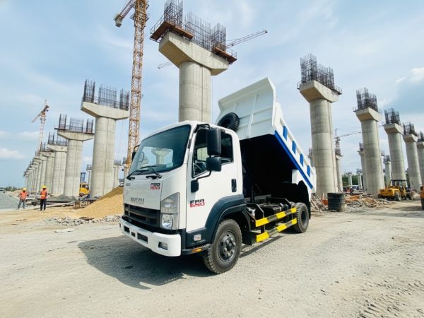 Xe tải ben tự đổ 6.5 tấn Isuzu FRR 650- FRRH90NE5