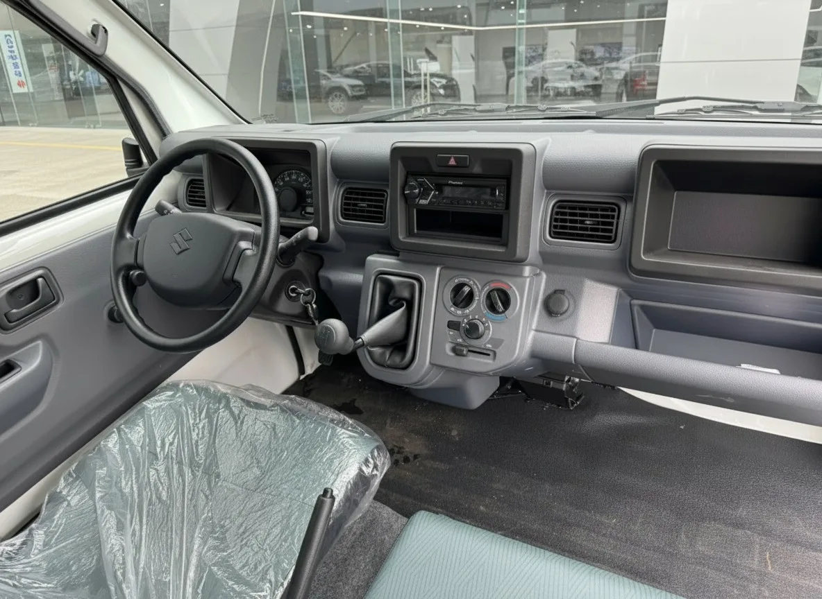 Xe-tai-thung-kin-Suzuki-2m4 (5)