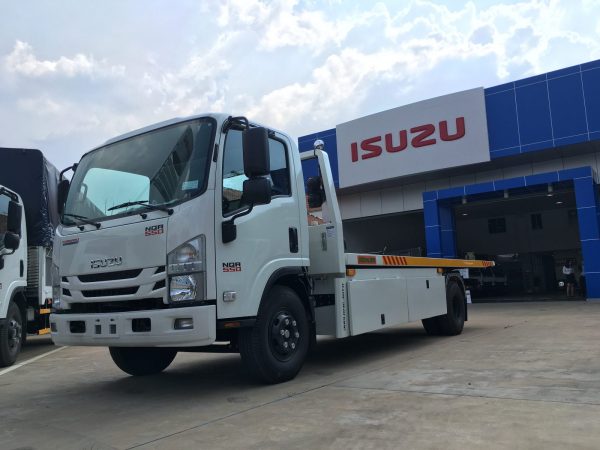 Xe cứu hộ sàn trượt Isuzu NQR550 Euro 5