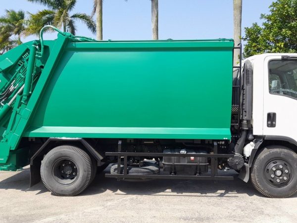 Xe Ô tô cuốn ép chở rác 7m3 Isuzu NQR550