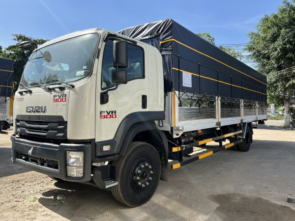 Xe tải cẩu 5 tấn Isuzu FVR900 ZE554MH