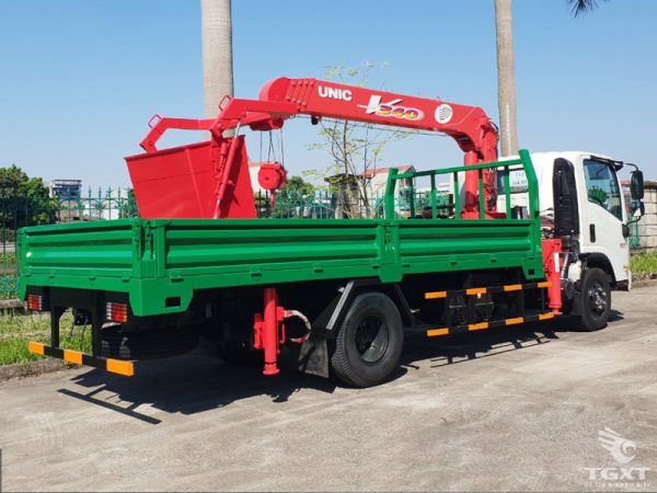Xe tải cẩu 3 tấn Isuzu NQR550 | Tadano